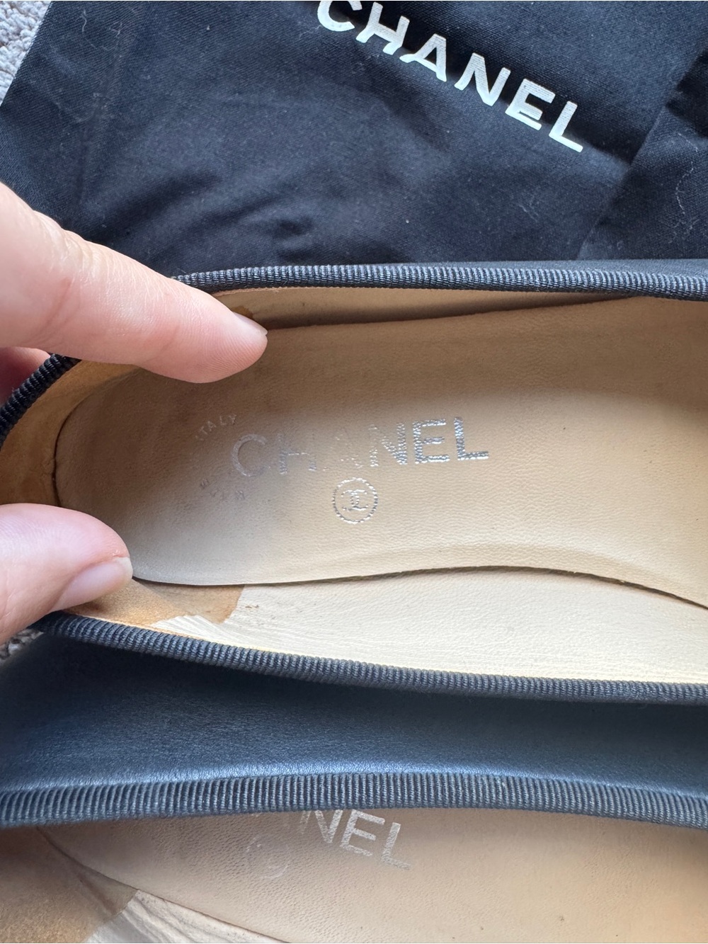 CHANEL Black and Navy Cap-Toe Ballet Flats - Picture 6 of 7